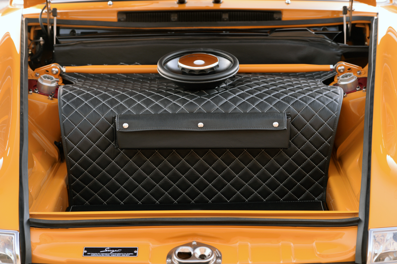Illustration for article titled Drool All Over Yourselves At This Fantastically Orange 911 Reimagined By Singer